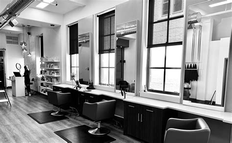 Mafic mirror hair salon